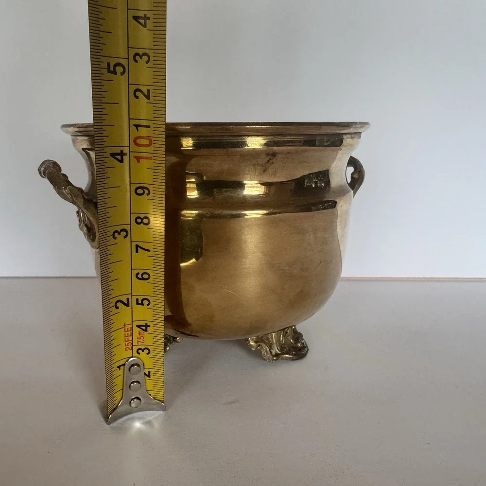 Vintage Brass Planter Jardiniere With Handles – Footed Lion Paw Base 4.5x6